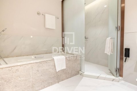 1 غرف نوم شقة في Address Harbour Point, الإمارات العربية المتحدة رقم 199892 8