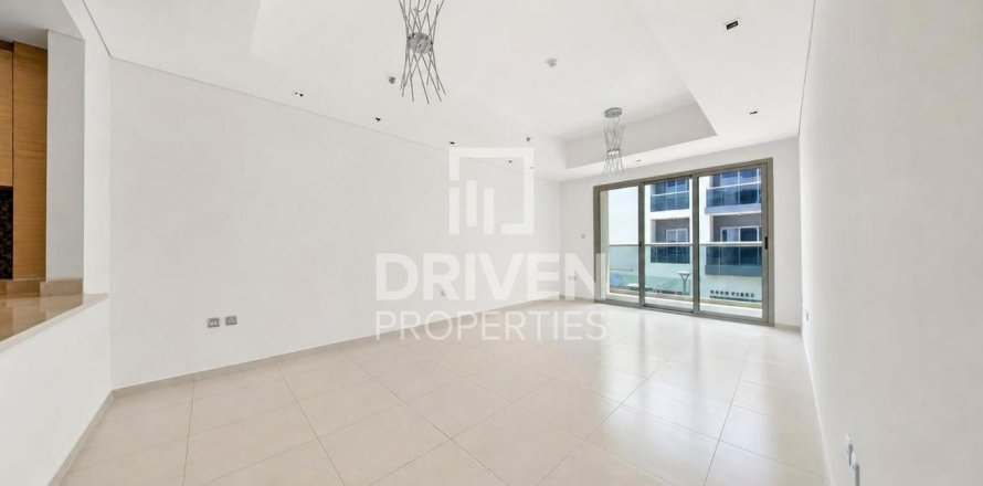 2 bedrooms Apartment in Umm Al Sheif, UAE No. 199888