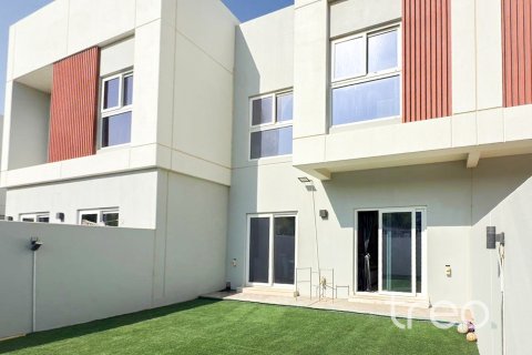 Townhouse de 3 dormitorios en Dubai, UAE No. 174187
