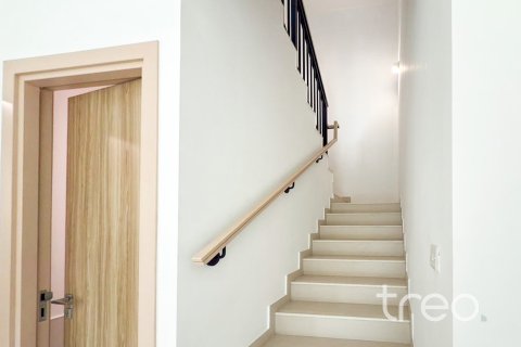 Townhouse de 3 dormitorios en Dubai, UAE No. 174187 7