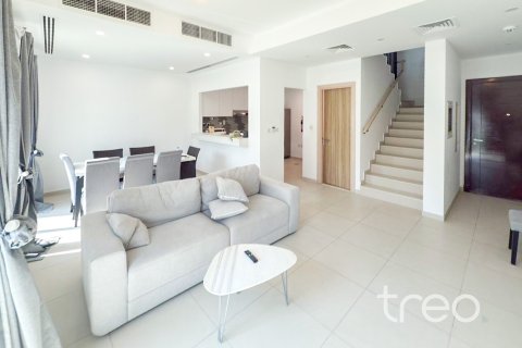 Townhouse de 3 dormitorios en Dubai, UAE No. 174187 3