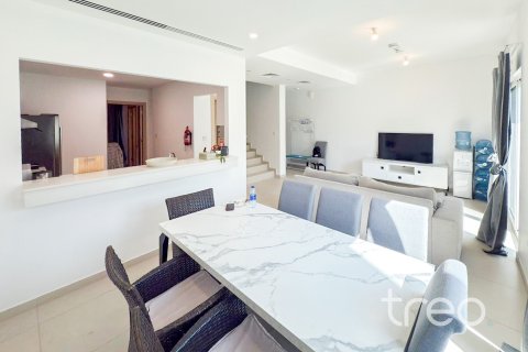 Townhouse de 3 dormitorios en Dubai, UAE No. 174187 6
