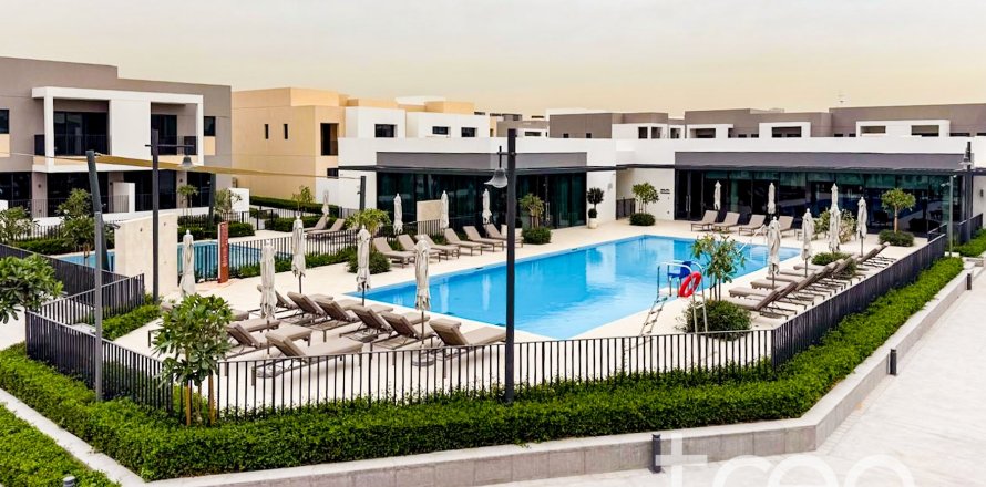 Townhouse de 3 dormitorios en Arabian Ranches 3, UAE No. 174189