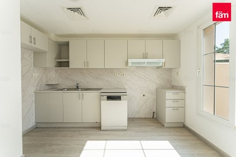 2 bedrooms Townhouse in Dubai, UAE No. 143414 3