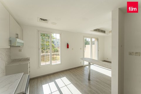 2 bedrooms Townhouse in Dubai, UAE No. 143414 5
