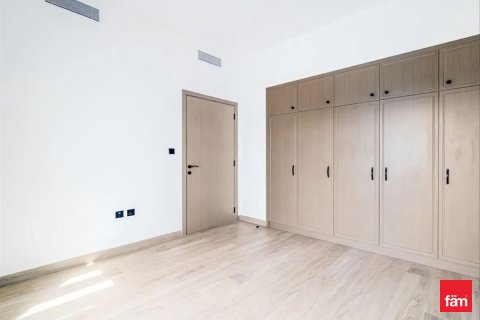 3 bedrooms Townhouse in Dubai, UAE No. 143417 10