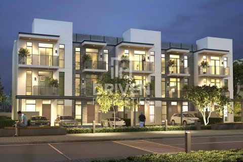 Appartement de 2 chambres à Dubai, UAE No. 202161 3