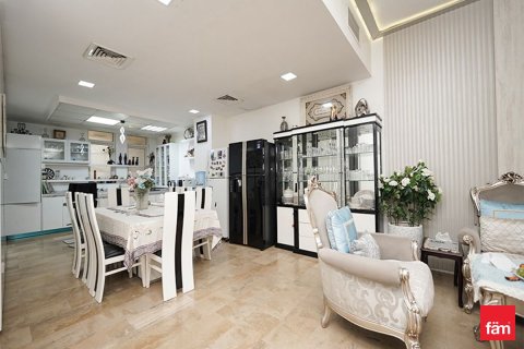 Villa de 5 dormitorios  No. 125313 8