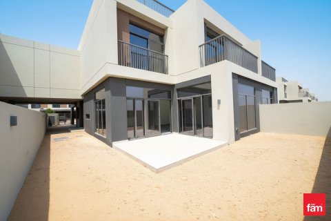 Villa de 4 dormitorios No. 125315 2