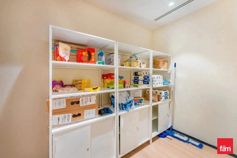 125.8m² Office in DIFC, UAE No. 142749 12