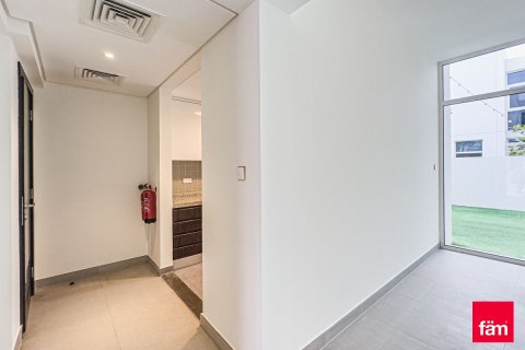 3 bedrooms Townhouse in Dubai, UAE No. 142753 3