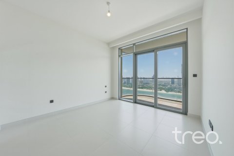 Apartment de 2 dormitorios en EMAAR Beachfront, UAE No. 206212 15