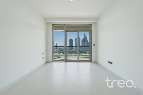Apartment de 2 dormitorios en EMAAR Beachfront, UAE No. 206212 7