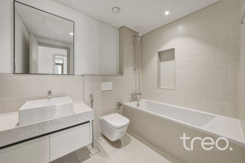 Apartment de 2 dormitorios en EMAAR Beachfront, UAE No. 206212 14