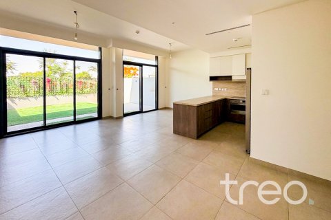 Villa de 3 dormitorios en Mudon, UAE No. 206210 4