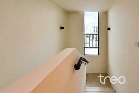 Townhouse de 3 dormitorios en Town Square, UAE No. 206215 5