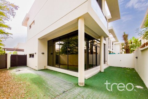 Townhouse de 3 chambres à Topanga, UAE No. 206209 20