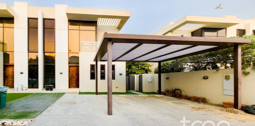 Townhouse de 3 chambres à Topanga, UAE No. 206209