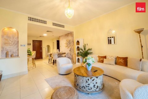 Apartment de 2 dormitorios en Old Town, UAE No. 203376 4