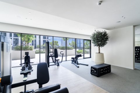 2 bedrooms Apartment in Dubai, UAE No. 183422 17