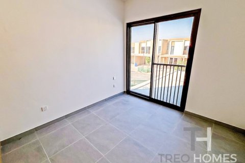 4 bedrooms Villa in Dubai, UAE No. 81844 12