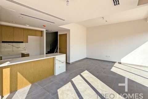 4 bedrooms Villa in Dubai, UAE No. 81844 3