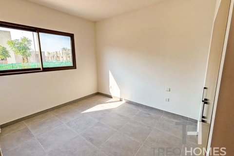 4 bedrooms Villa in Dubai, UAE No. 81844 16