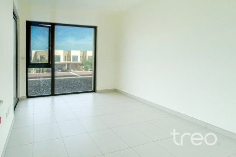 Villa de 3 dormitorios en Dubai South (Dubai World Central), UAE No. 174251 4