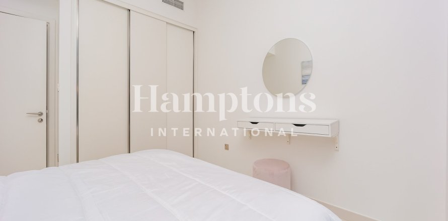 Квартира с 3 спальнями №118392