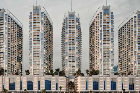 AJMAN CREEK TOWERS  No. 70080