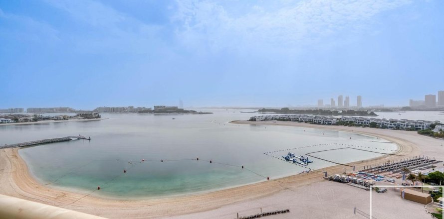 Appartement de 2 chambres à Shoreline Apartments, UAE No. 201115