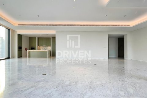 4 bedrooms Apartment in Opera District, UAE No. 200645 5