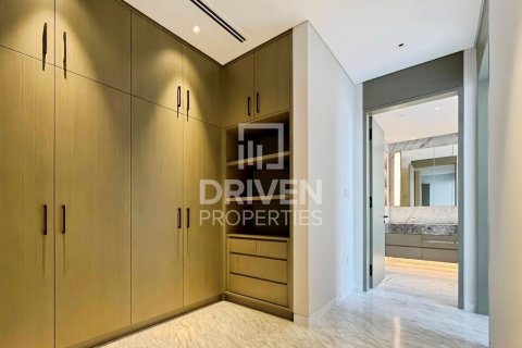 4 bedrooms Apartment in Opera District, UAE No. 200645 14