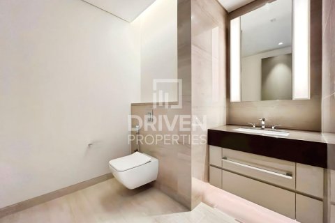 4 bedrooms Apartment in Opera District, UAE No. 200645 7