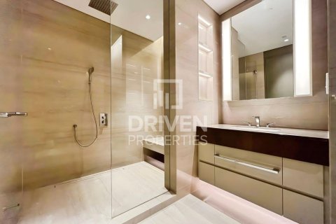 4 bedrooms Apartment in Opera District, UAE No. 200645 6