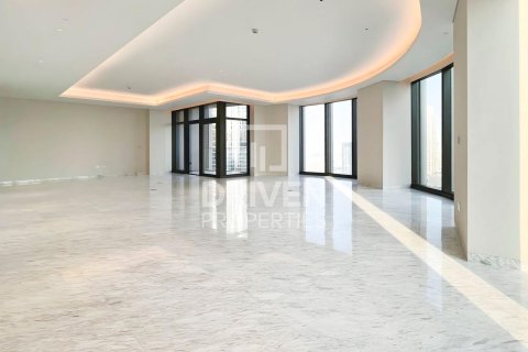 4 bedrooms Apartment in Opera District, UAE No. 200645 4