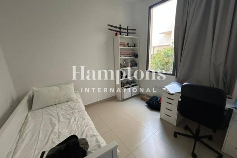 Villa de 4 dormitorios No. 118933 11