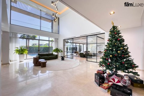 6 bedrooms Villa No. 131182 12