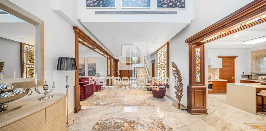 Вилла с 5 спальнями  №127971