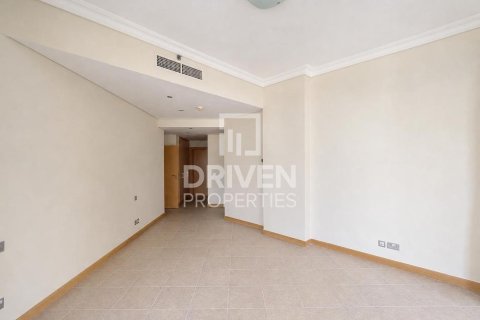 2 bedrooms Apartment in Shoreline Apartments, UAE No. 192318 11