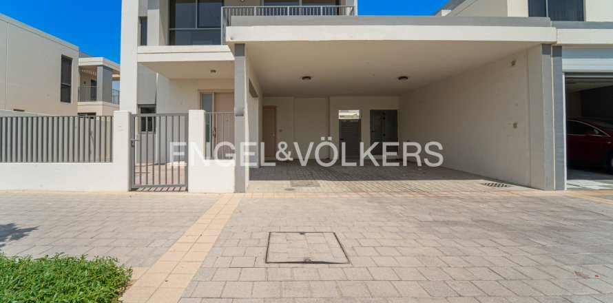 Villa de 3 chambres à Dubai, UAE No. 183366