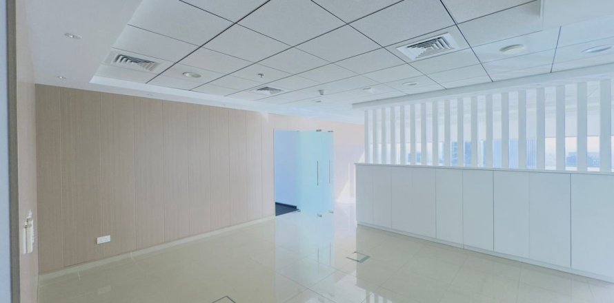 156.1m² Office in Business Bay, UAE No. 143608