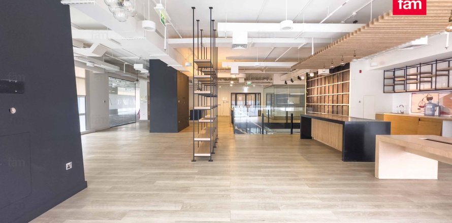 1843.1m² Office in Business Bay, UAE No. 143606