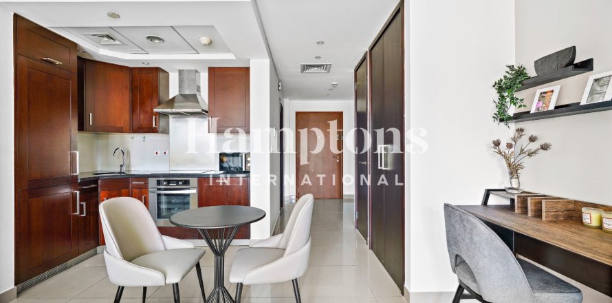 Studio Apartment in Downtown Dubai (Downtown Burj Dubai), UAE No. 151188