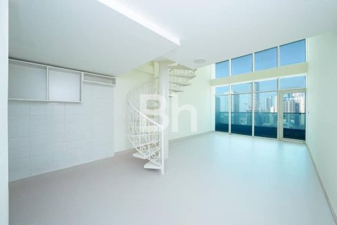Apartment de 1 dormitorio en Jumeirah Lake Towers, UAE No. 172013