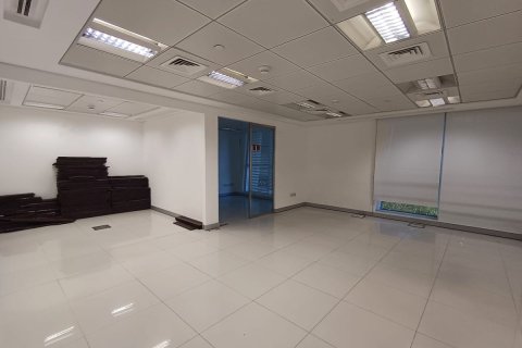 1750مربع، عقار تجاري في Corniche Road, الإمارات العربية المتحدة رقم 79586 5