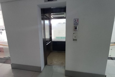 1750مربع، عقار تجاري في Corniche Road, الإمارات العربية المتحدة رقم 79586 24
