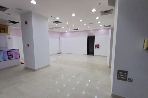 175مربع، محل تجاري في Corniche Road, الإمارات العربية المتحدة رقم 79584 3