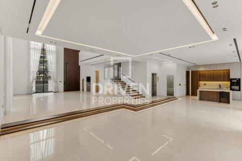 Вилла с 7 спальнями в Jumeirah Park, ОАЭ №193657 30
