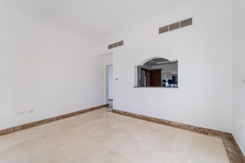 4 bedrooms Villa in Jumeirah Islands, UAE No. 183354 5